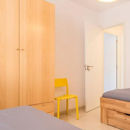 Apartment Yellow Fabuloso Andra