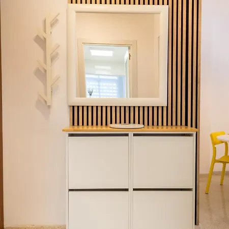 Yellow Fabuloso Andra Apartment *