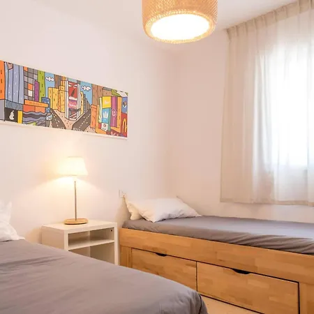 Apartment Yellow Fabuloso Andra