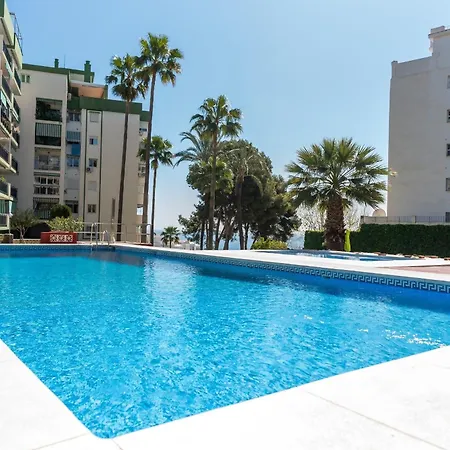 Yellow Fabuloso Andra Apartment Torremolinos